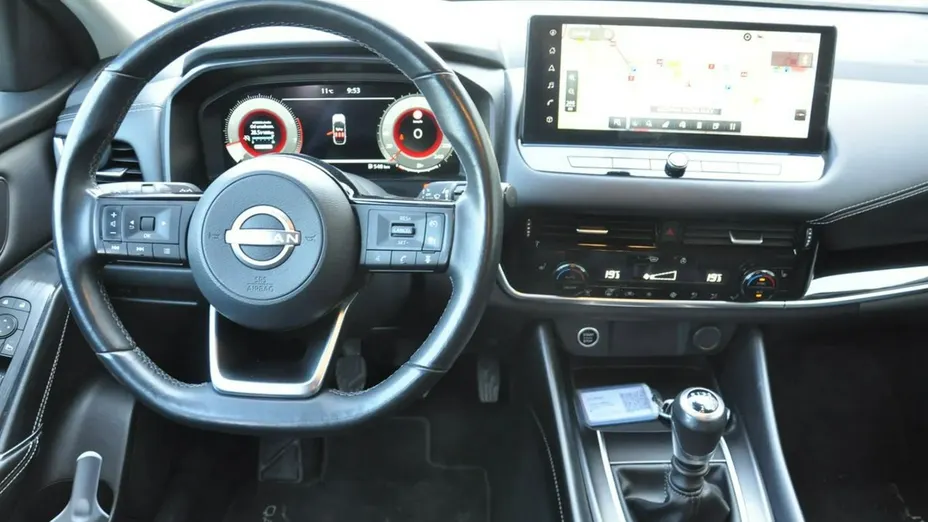 NISSAN Qashqai -