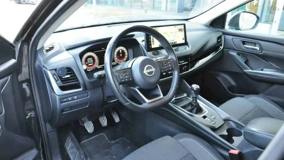 NISSAN Qashqai -