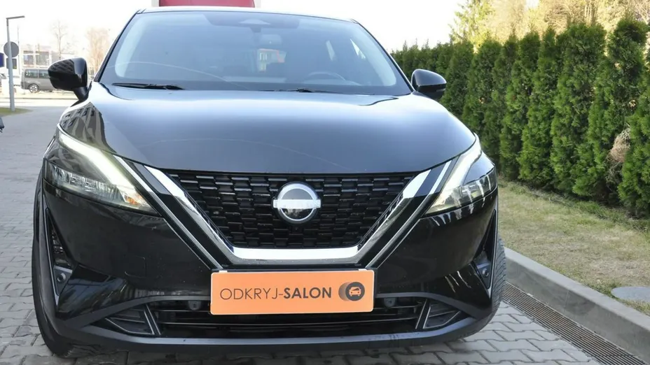 NISSAN Qashqai -