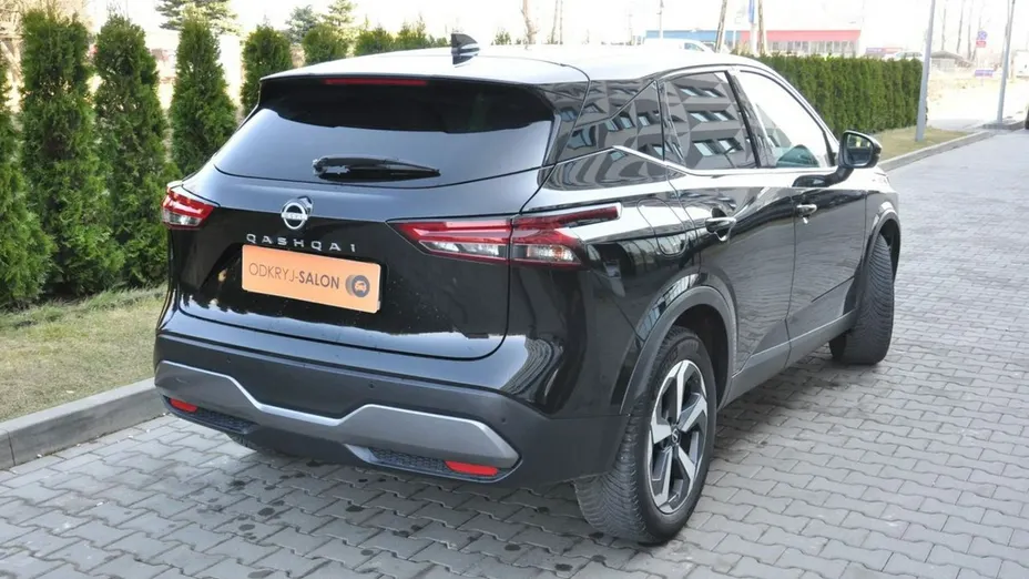 NISSAN Qashqai -