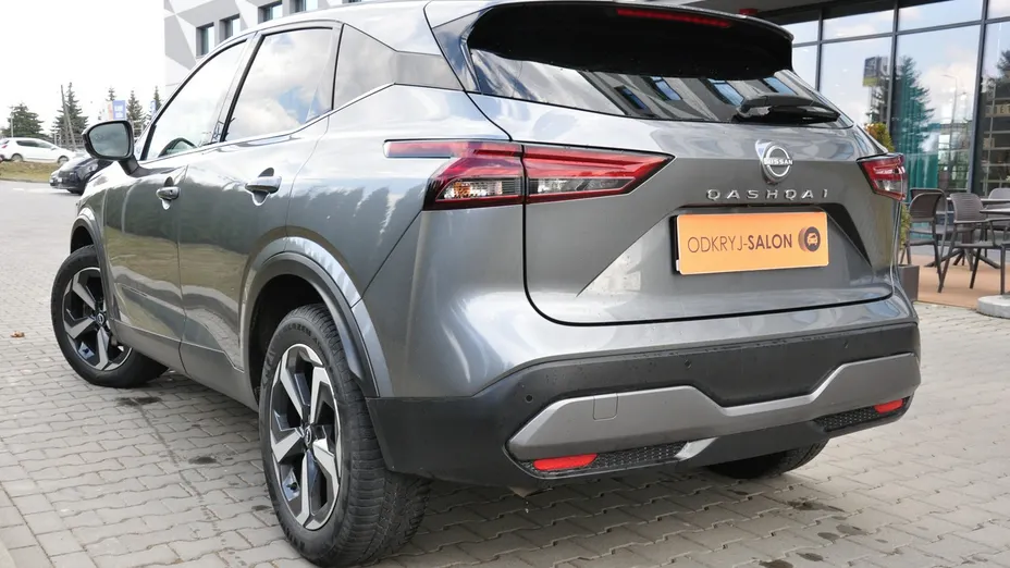 NISSAN Qashqai -