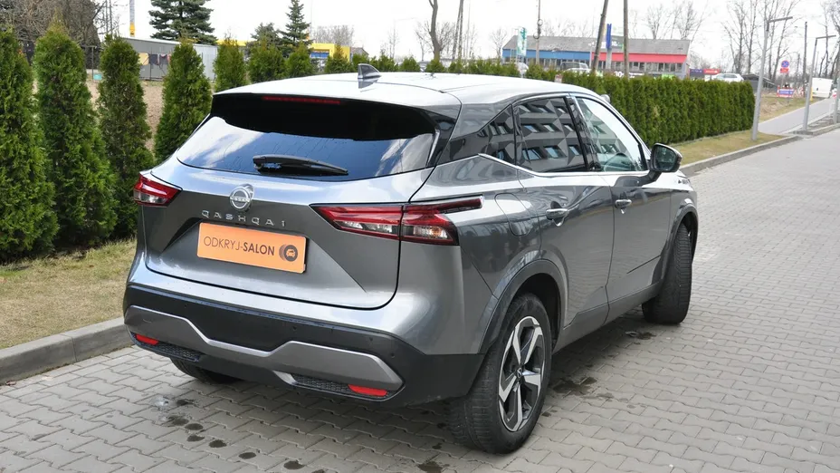 NISSAN Qashqai -
