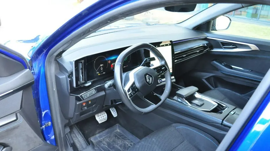 RENAULT Austral -