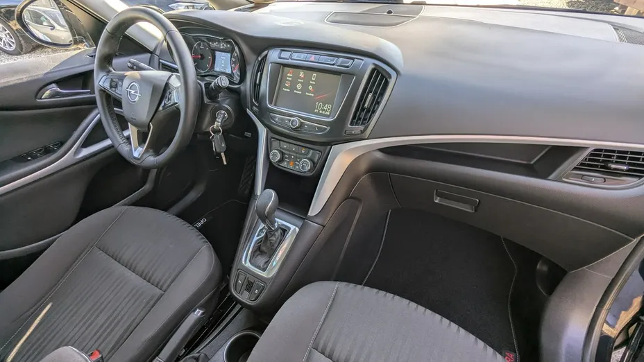 OPEL Zafira -