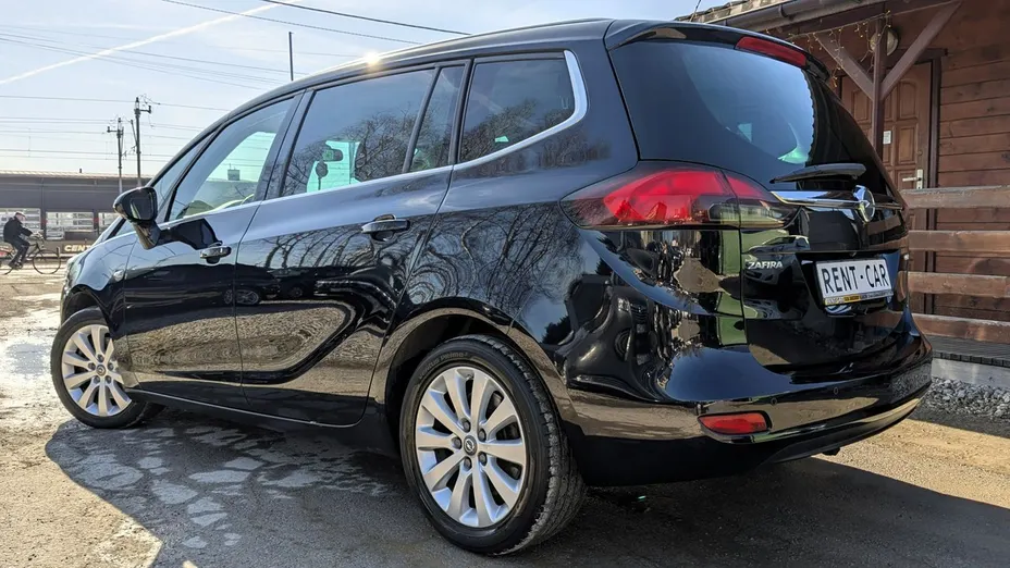 OPEL Zafira -