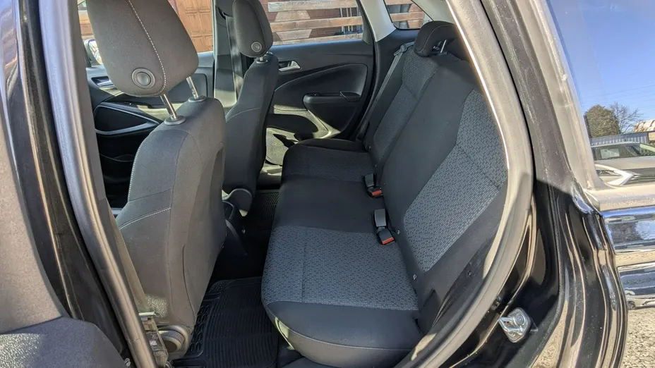 OPEL Crossland X -