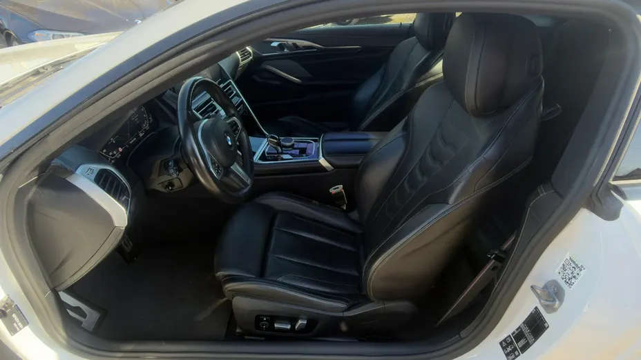 BMW Seria 8 -