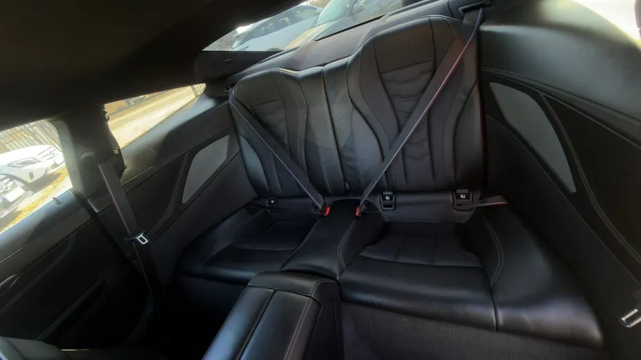 BMW Seria 8 -