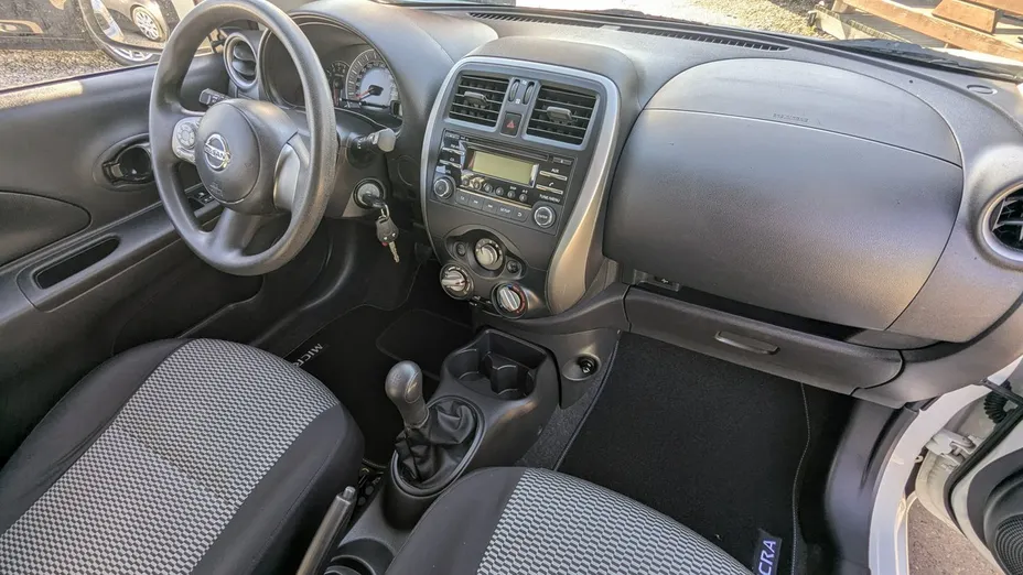 NISSAN Micra -