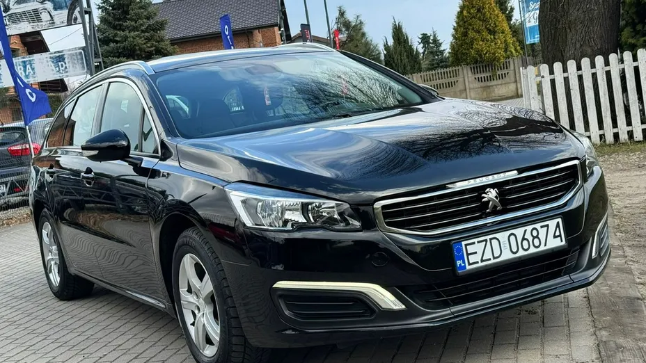 PEUGEOT 508 -