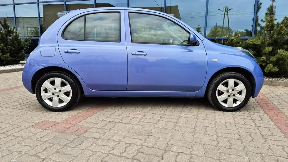 NISSAN Micra -