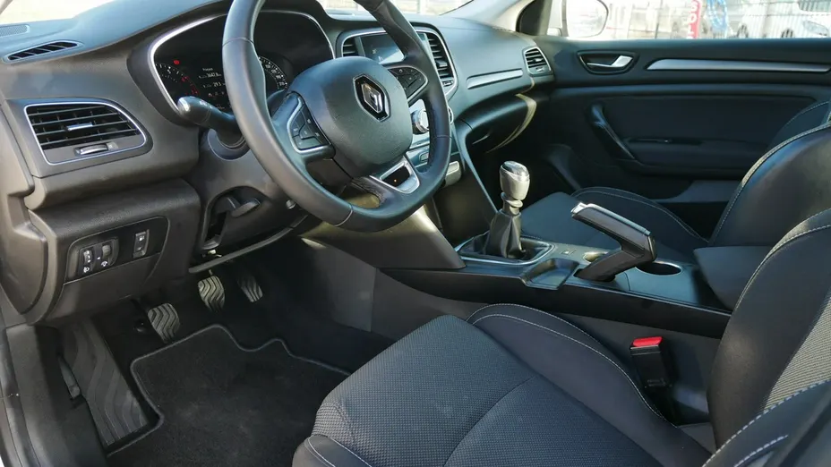 RENAULT Megane -