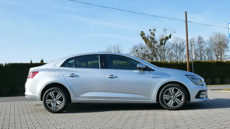 RENAULT Megane -