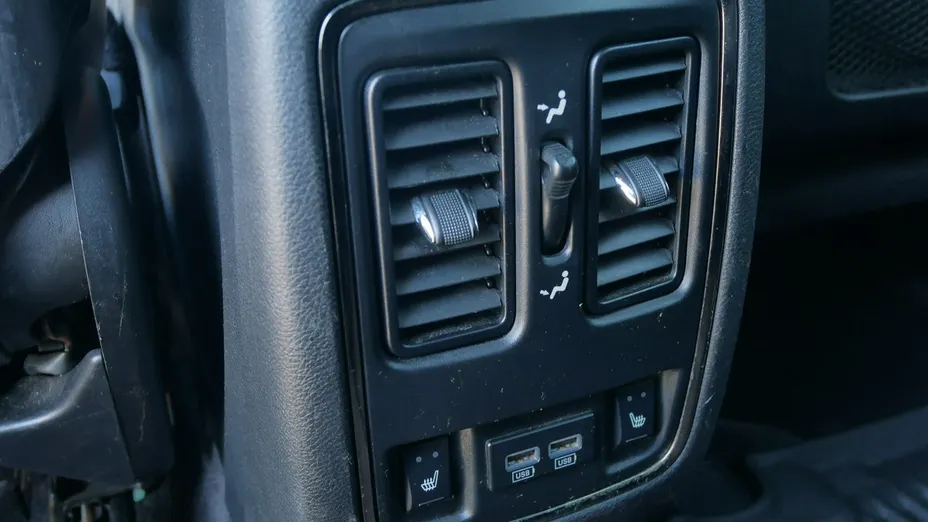 JEEP Grand Cherokee -