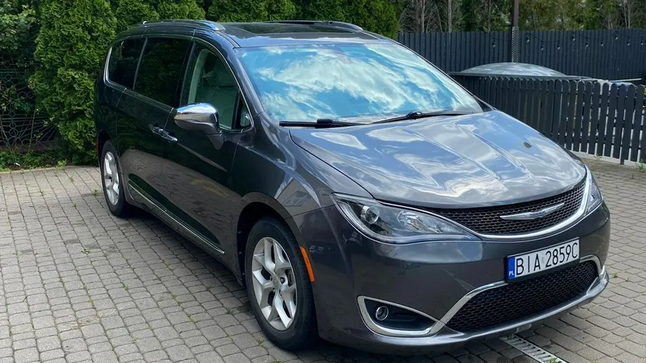 CHRYSLER Pacifica -