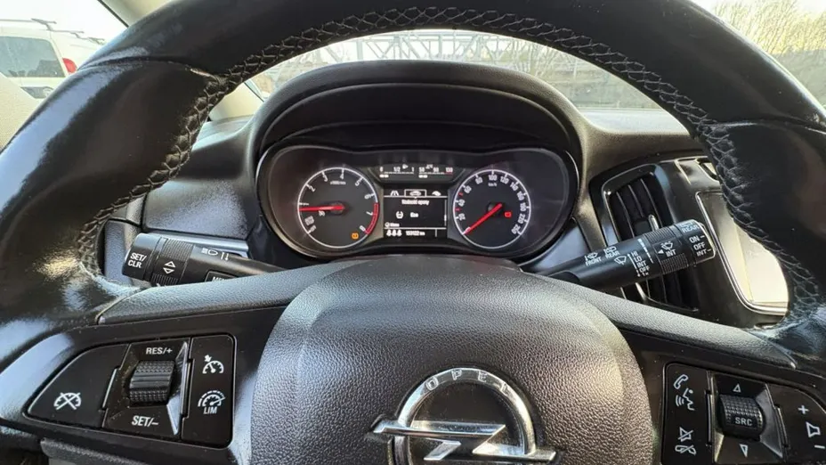 OPEL Zafira -