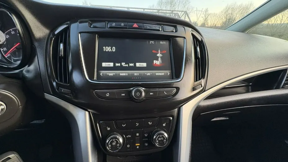 OPEL Zafira -