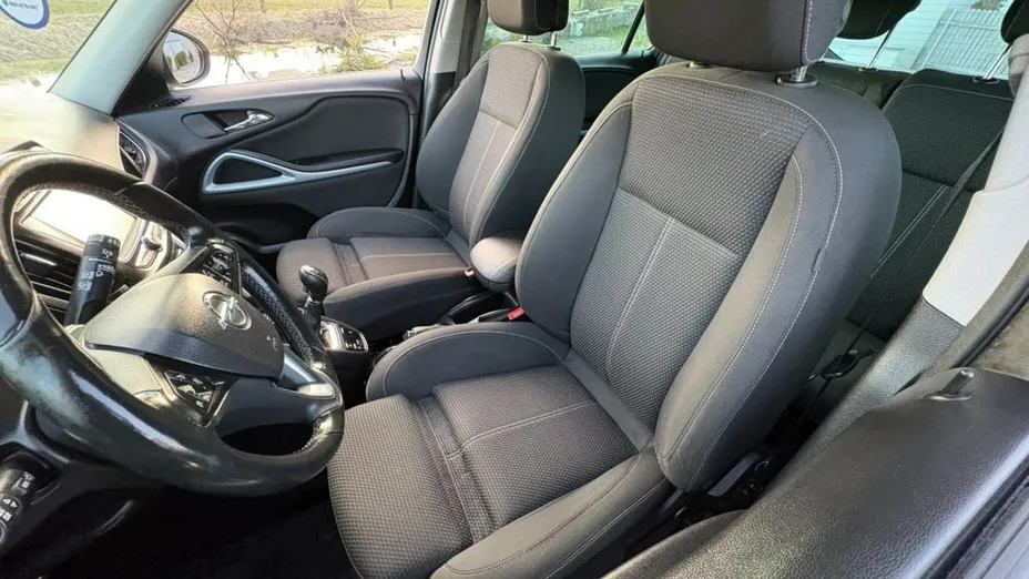OPEL Zafira -