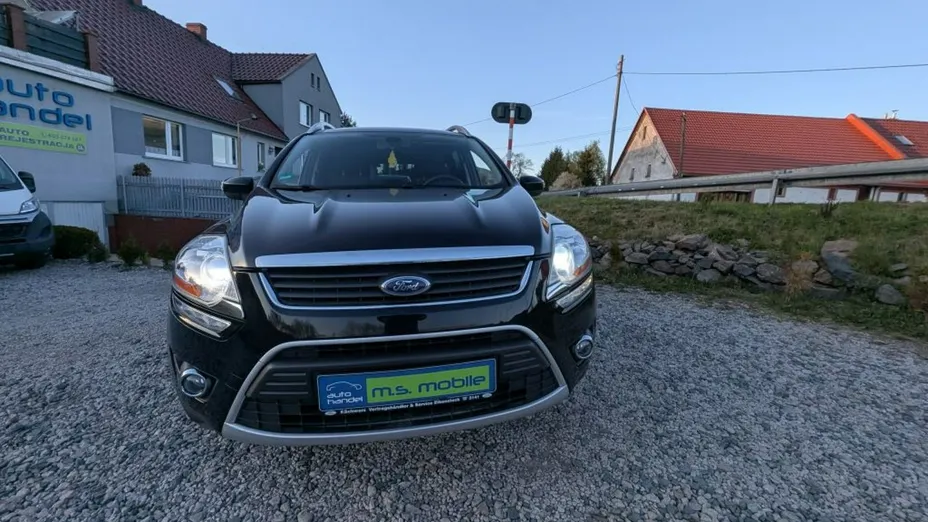 FORD Kuga -