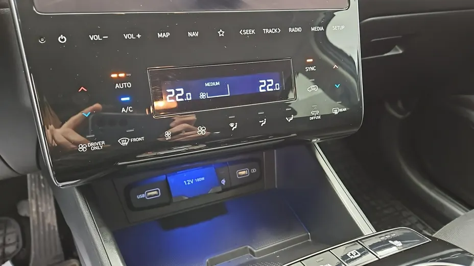 HYUNDAI Tucson -