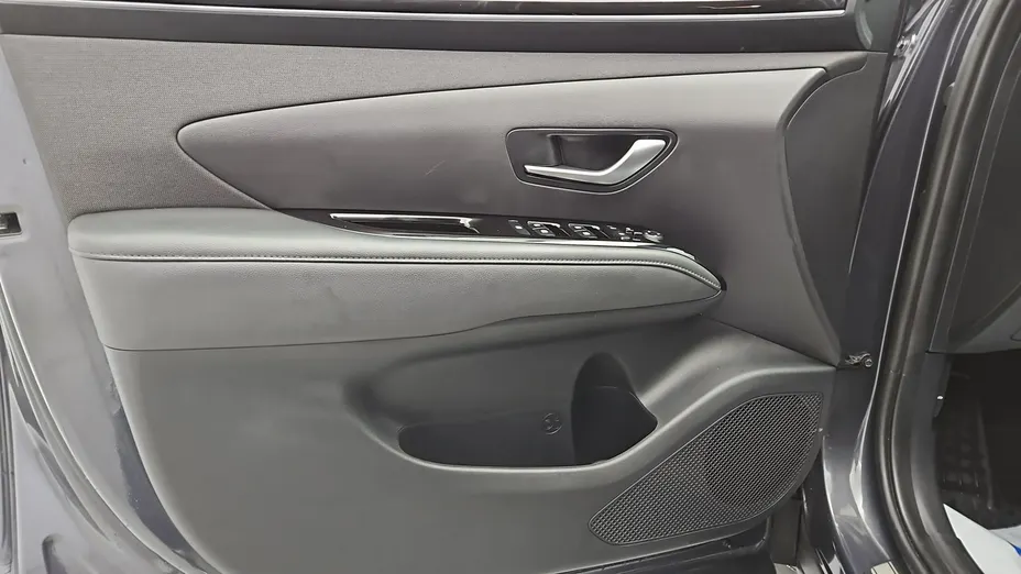 HYUNDAI Tucson -