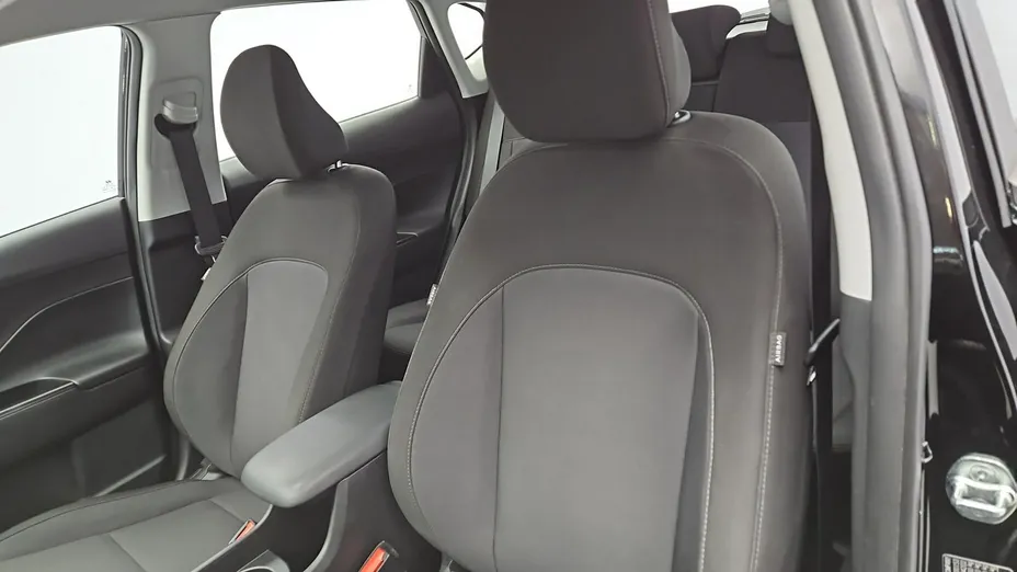 HYUNDAI Kona -