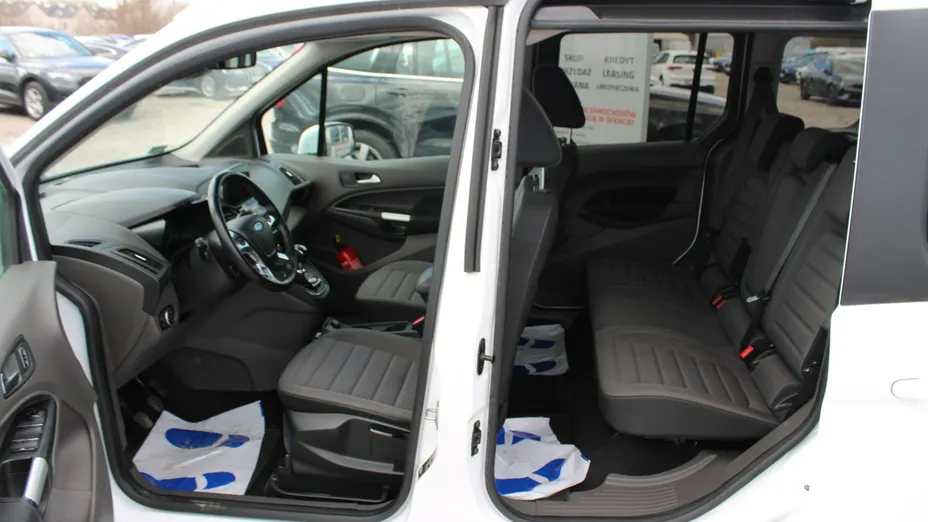 FORD Tourneo Connect -