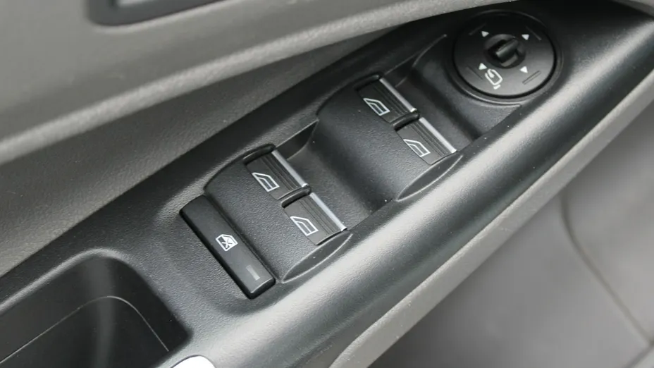 FORD Tourneo Connect -