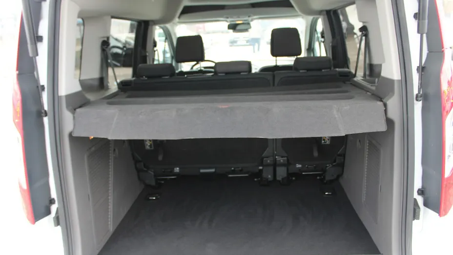 FORD Tourneo Connect -