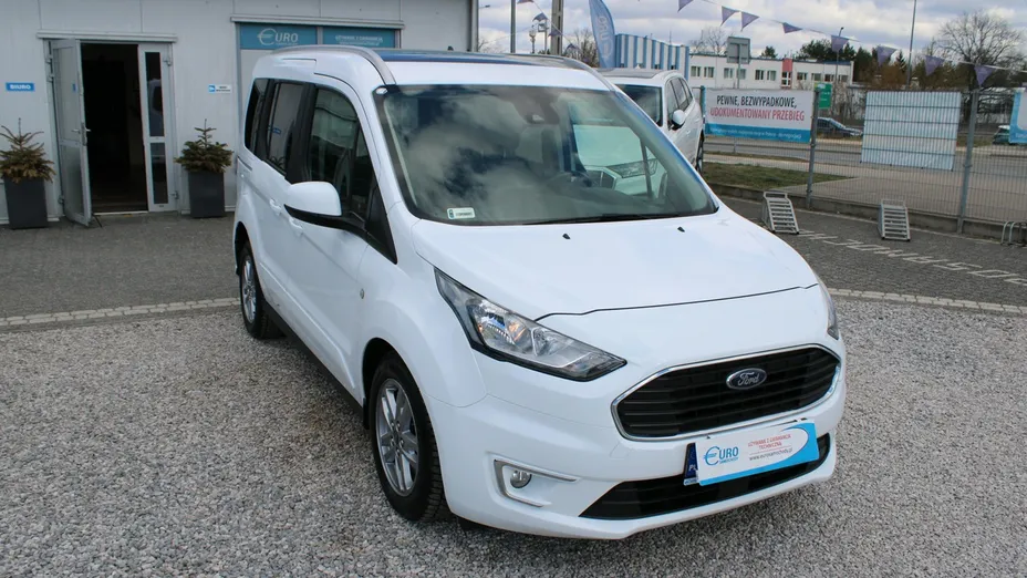 FORD Tourneo Connect -