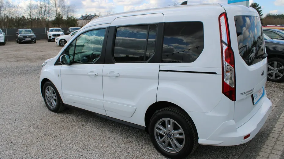 FORD Tourneo Connect -