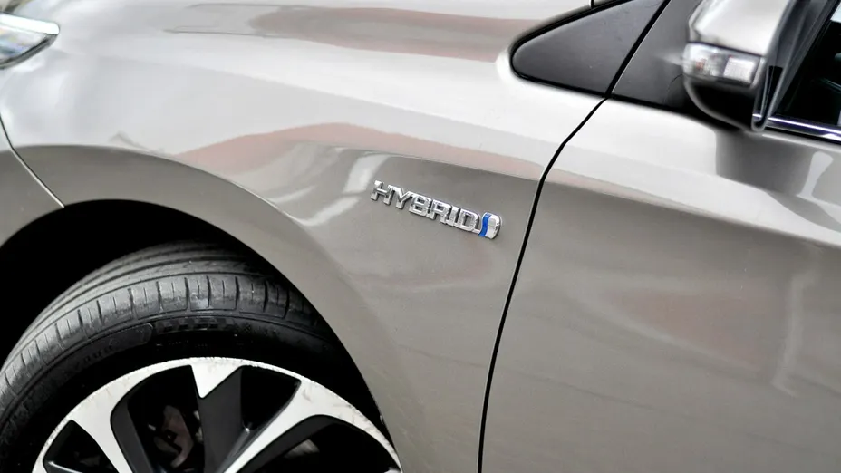 TOYOTA Auris -
