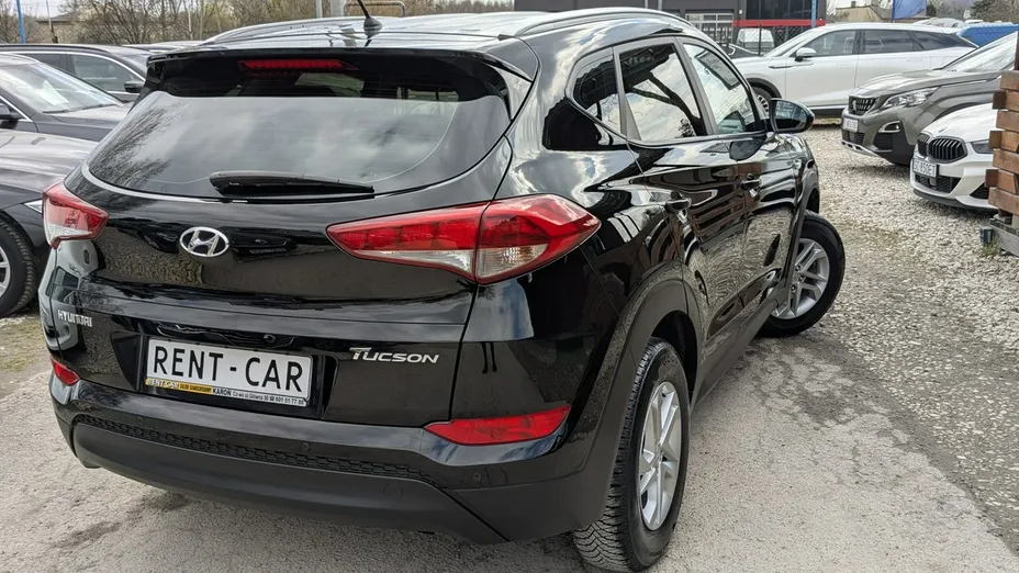 HYUNDAI Tucson -