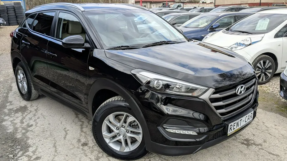 HYUNDAI Tucson -