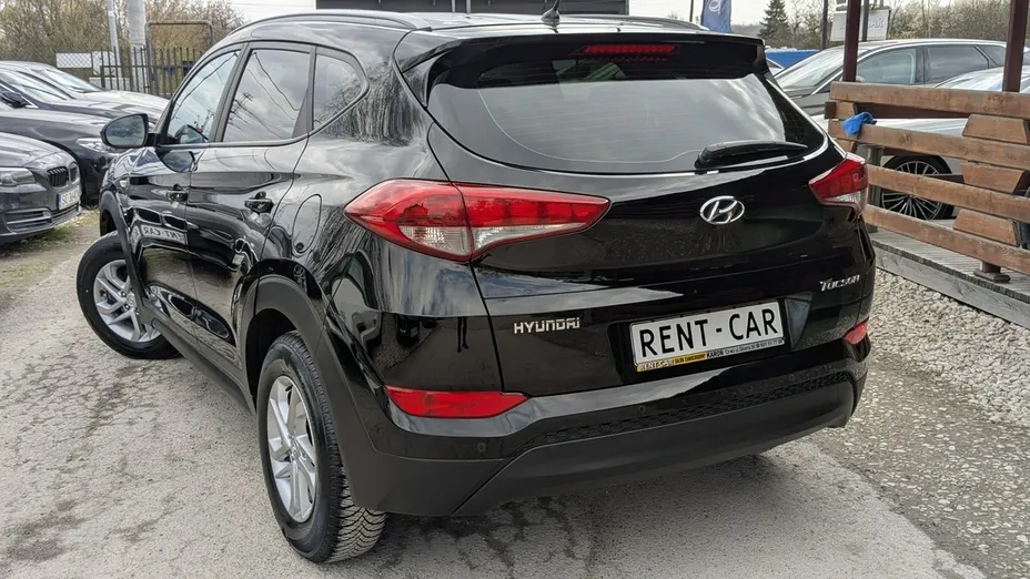 HYUNDAI Tucson -