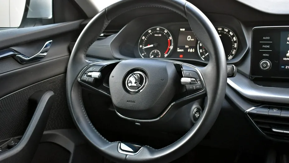SKODA Octavia -
