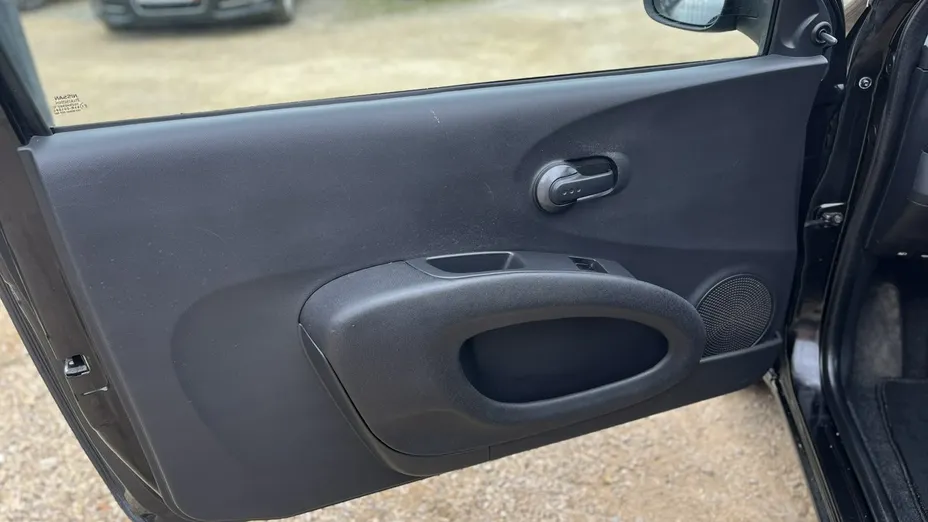 NISSAN Micra -