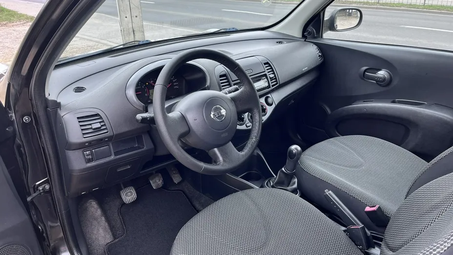 NISSAN Micra -