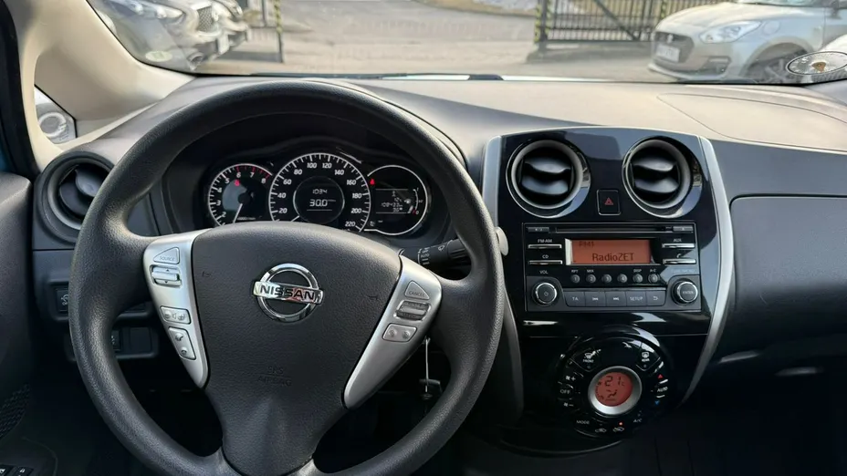 NISSAN Note -