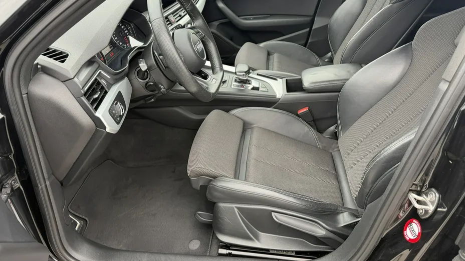 AUDI A4 -