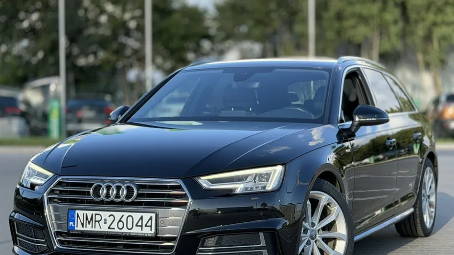 AUDI A4 -