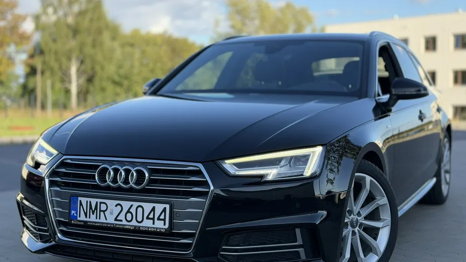 AUDI A4 -