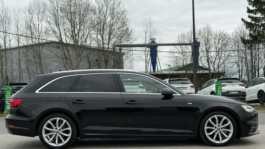 AUDI A4 -