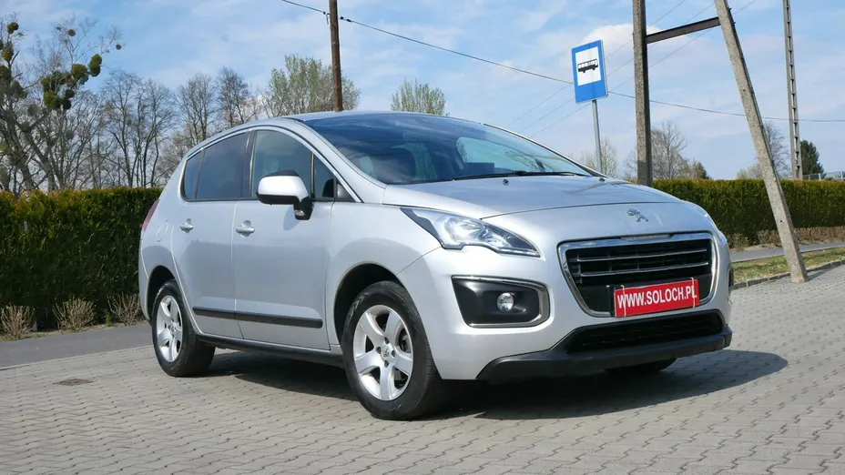 PEUGEOT 3008 -