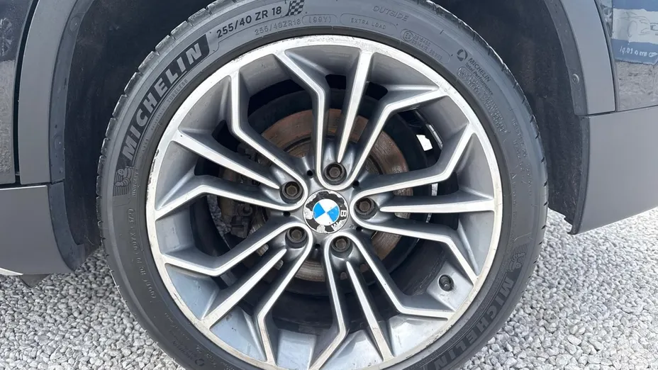 BMW X1 -