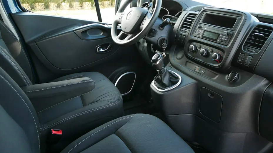 RENAULT Trafic -