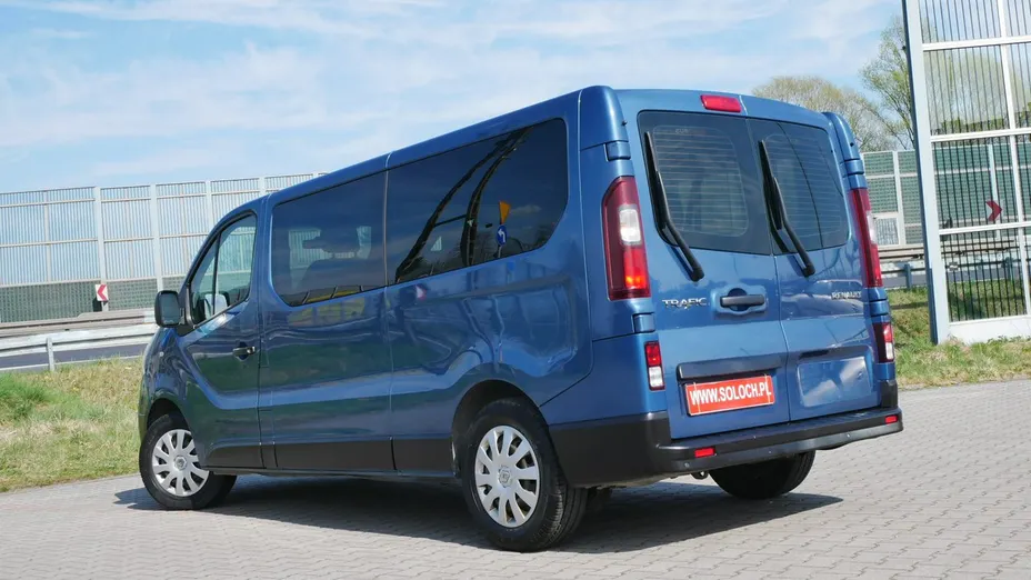 RENAULT Trafic -