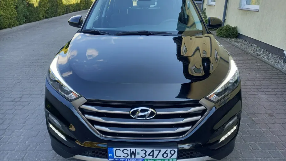 HYUNDAI Tucson -