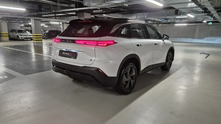 BAIC Beijing 5 -