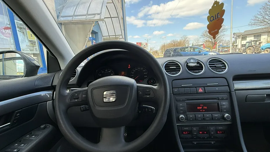 SEAT Exeo -